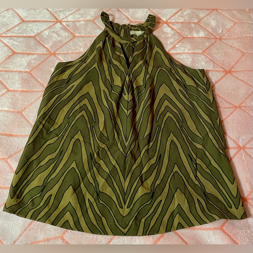 🍌 Banana Republic Green Zebra Print Sleeveless Blouse 🍌